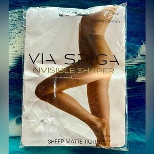 NEW VIA SPIGA Matte Sheer Total Shaper Pantyhose Tights Size B Color Black